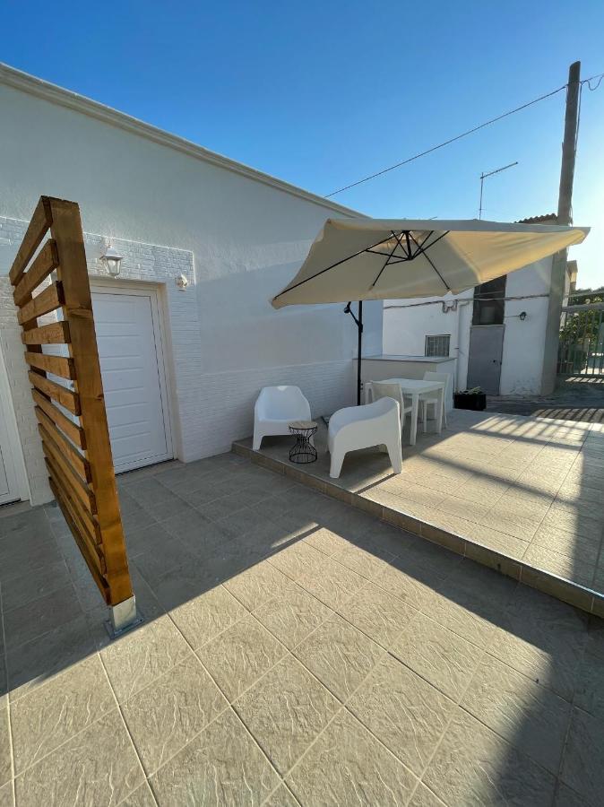 Seaside Temporary House Apartment Лепорано Екстериор снимка